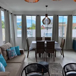 Na Ponta Do Papagaio Com Dois Quartos Completo! A Apenas 2 Quadras Do Mar! Apartamento